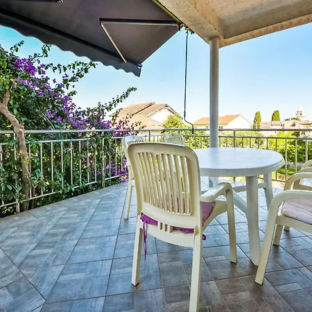 Maldini-2 By Interhome *