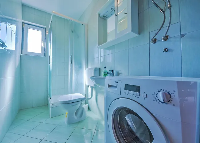 Maldini-2 By Interhome