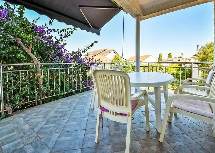 Maldini-2 By Interhome *